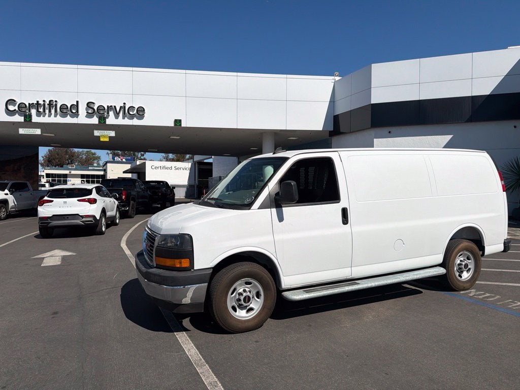 2025 GMC Savana Cargo Work Van