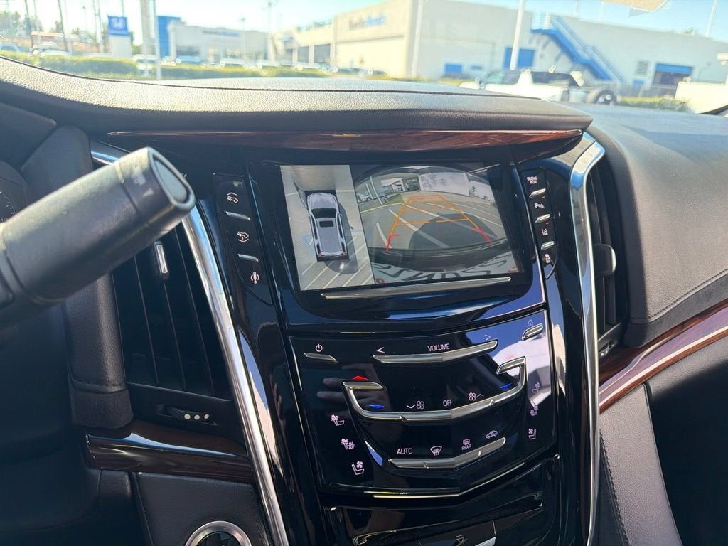 2015 Cadillac Escalade ESV Luxury