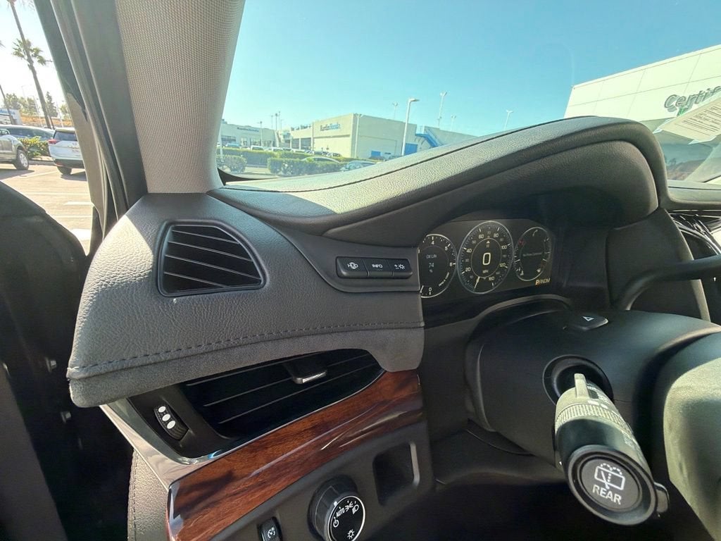 2015 Cadillac Escalade ESV Luxury