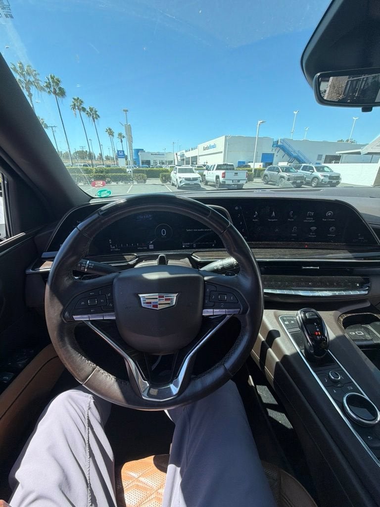 2022 Cadillac Escalade ESV Sport