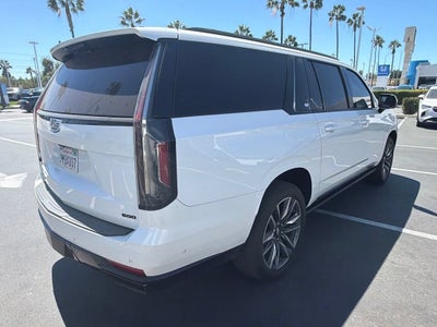 2022 Cadillac Escalade ESV Sport