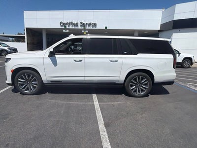 2022 Cadillac Escalade ESV Sport