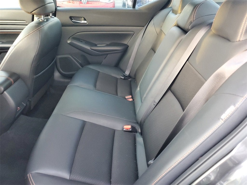 2021 Nissan Altima SR FWD