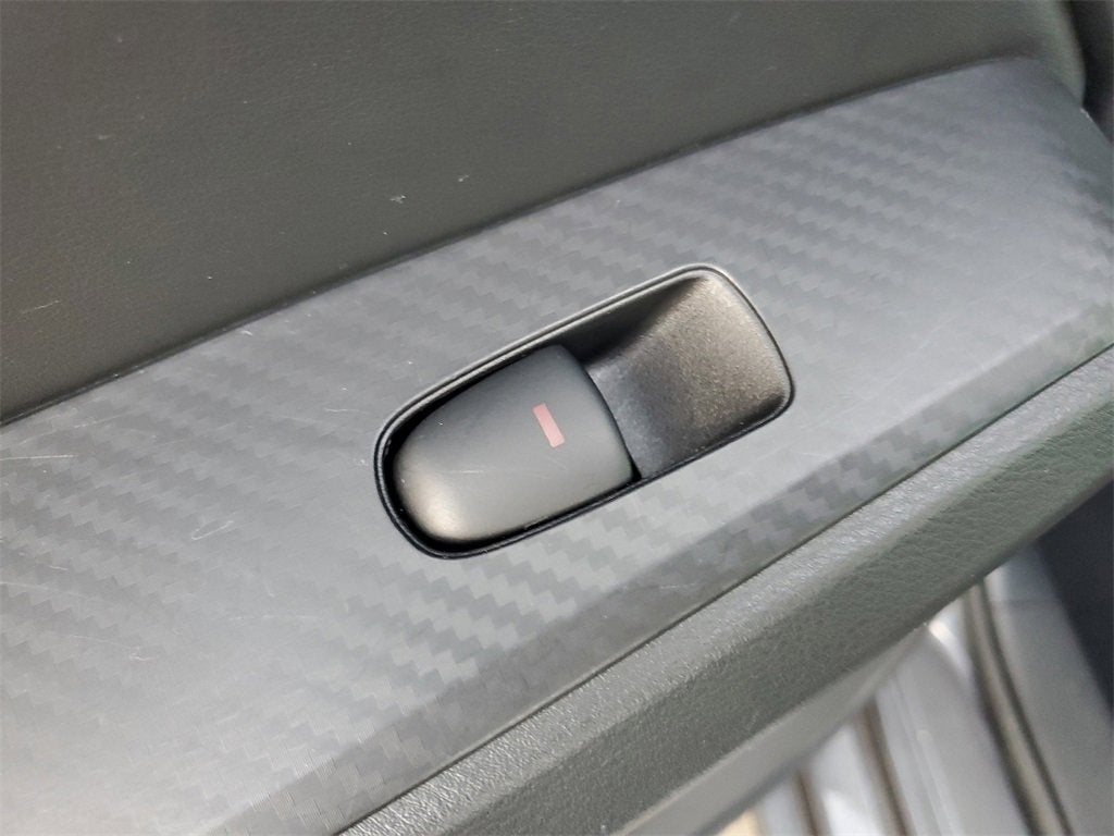 2021 Nissan Altima SR FWD