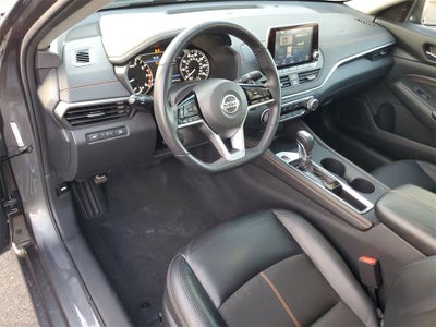 2021 Nissan Altima SR FWD
