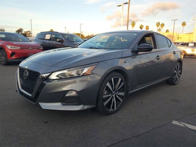 2021 Nissan Altima SR FWD