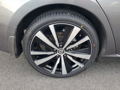 2021 Nissan Altima SR FWD