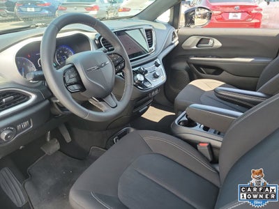 2024 Chrysler Pacifica Touring