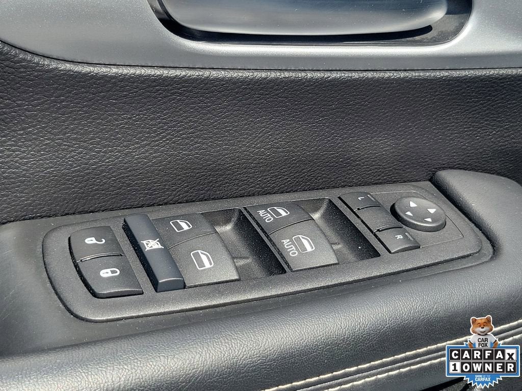 2024 Chrysler Pacifica Touring