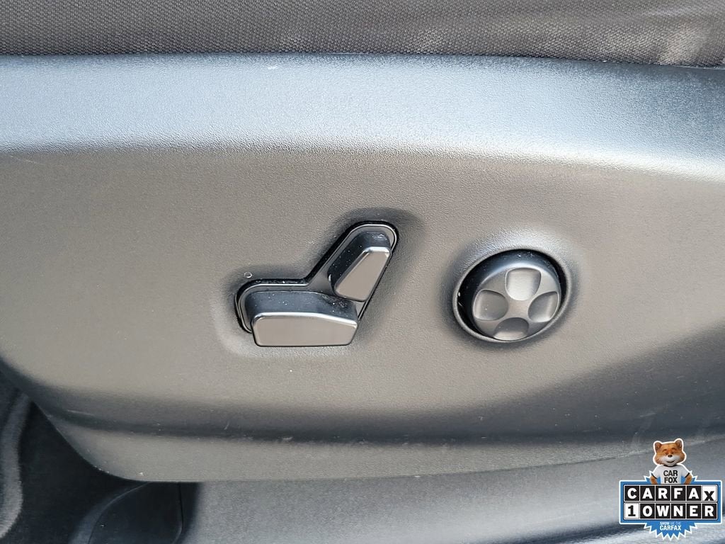 2024 Chrysler Pacifica Touring