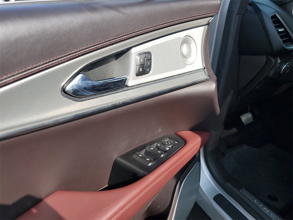 2019 Lincoln Nautilus Black Label