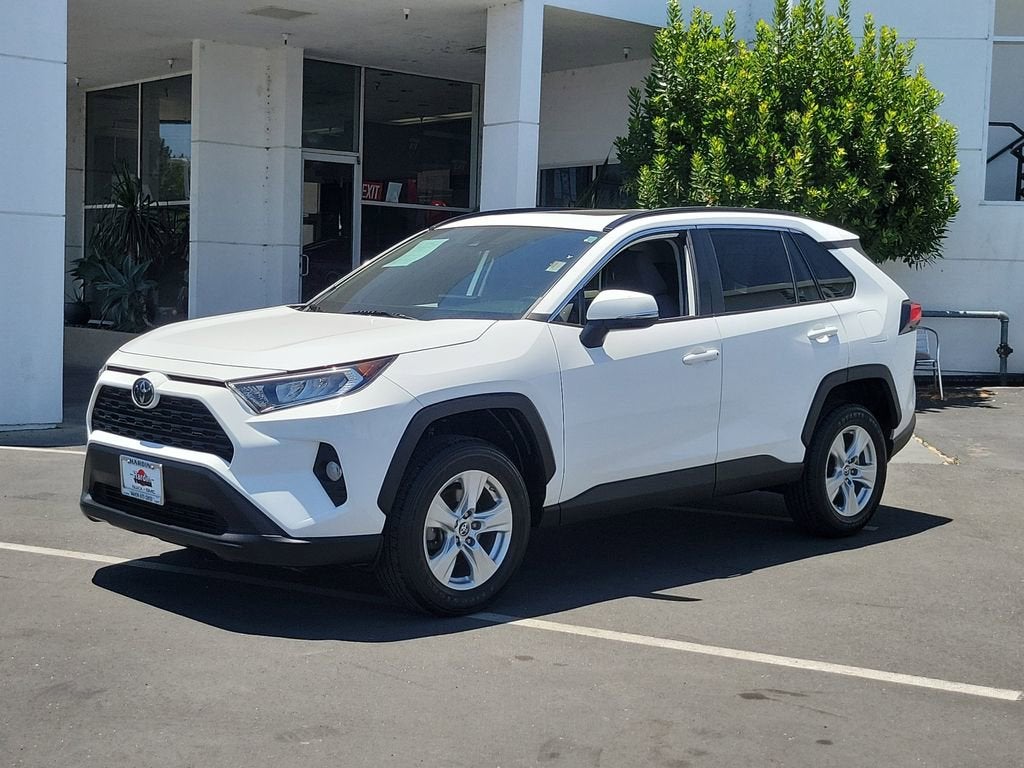 2019 Toyota RAV4 XLE