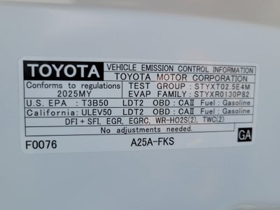 2025 Toyota RAV4 XLE