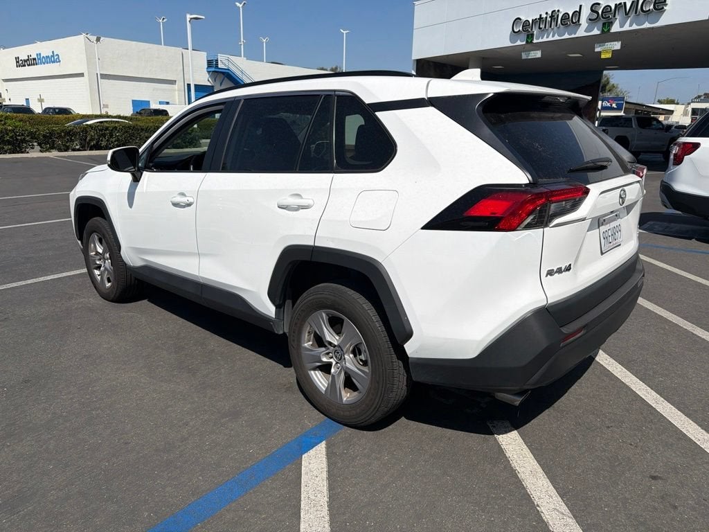 2025 Toyota RAV4 XLE