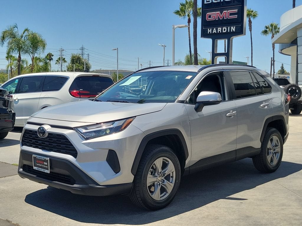 2024 Toyota RAV4 XLE