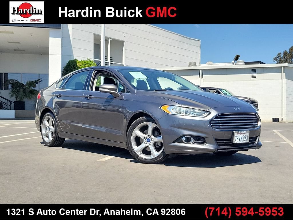2016 Ford Fusion SE