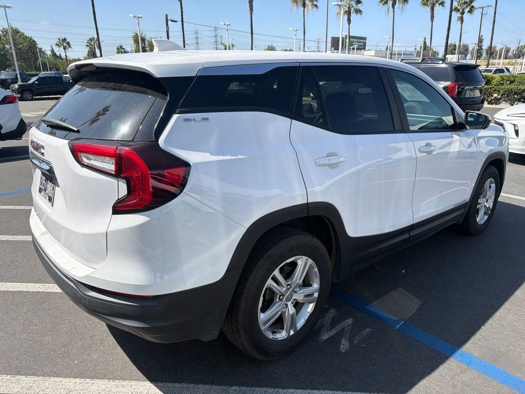 2024 GMC Terrain SLE