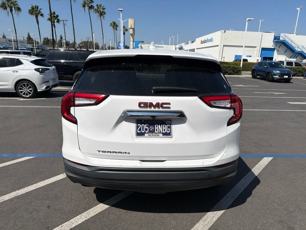 2024 GMC Terrain SLE