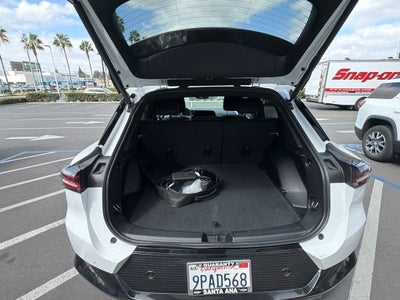 2024 Chevrolet Equinox EV 2LT
