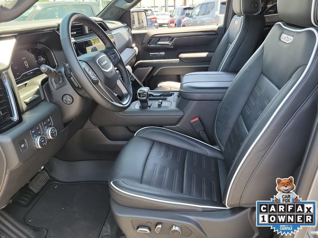 2025 GMC Sierra 1500 AT4X