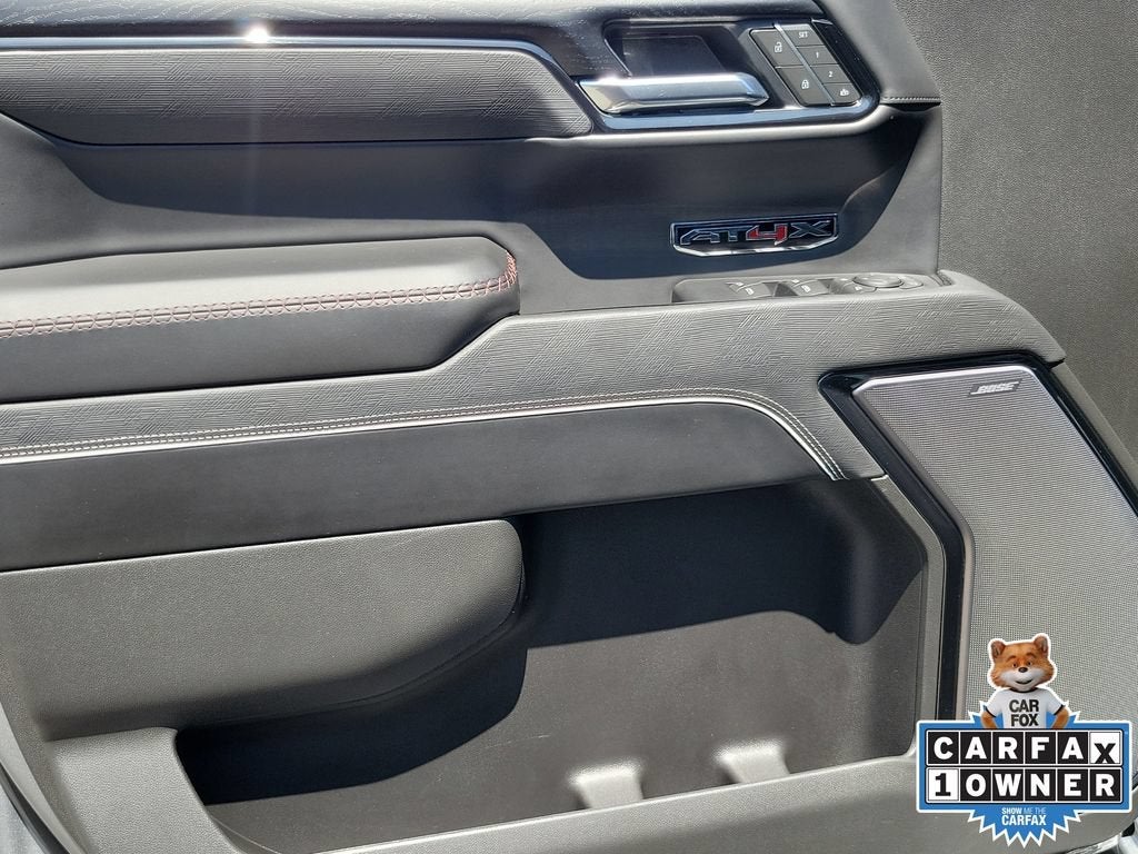 2025 GMC Sierra 1500 AT4X