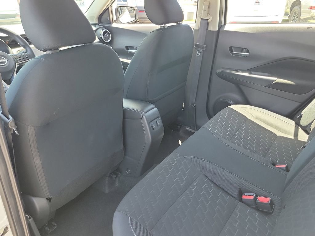 2024 Nissan Kicks SV Xtronic CVT