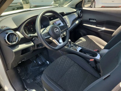 2024 Nissan Kicks SV Xtronic CVT