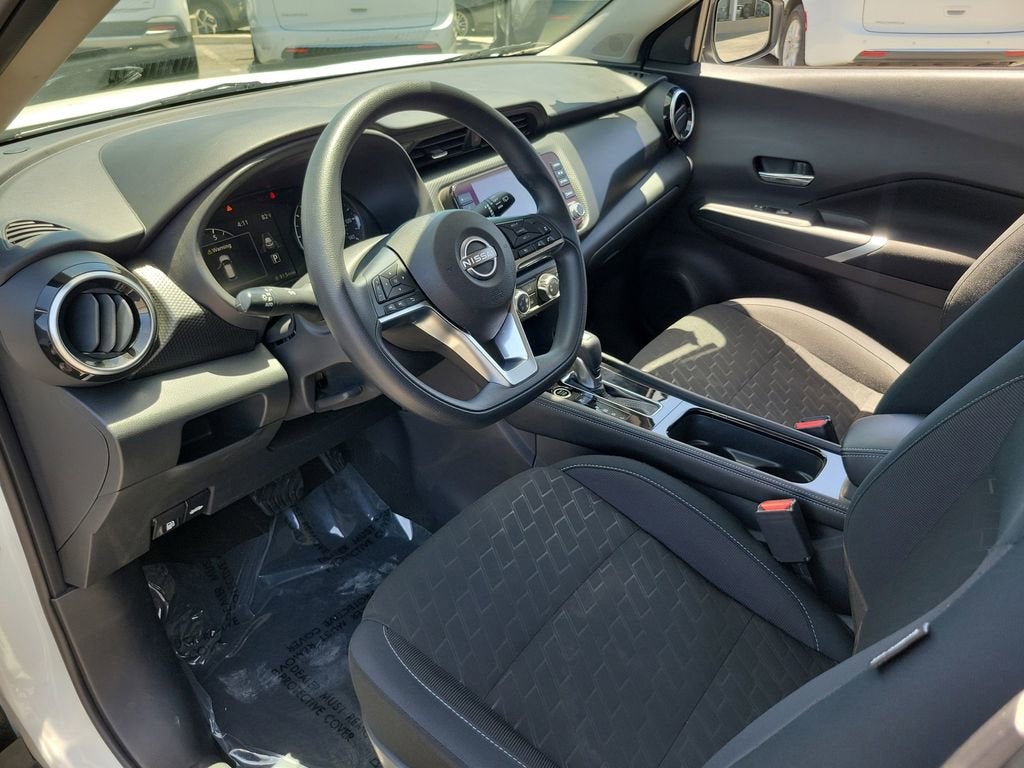 2024 Nissan Kicks SV Xtronic CVT