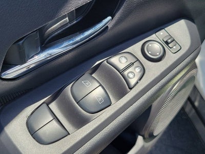 2024 Nissan Kicks SV Xtronic CVT