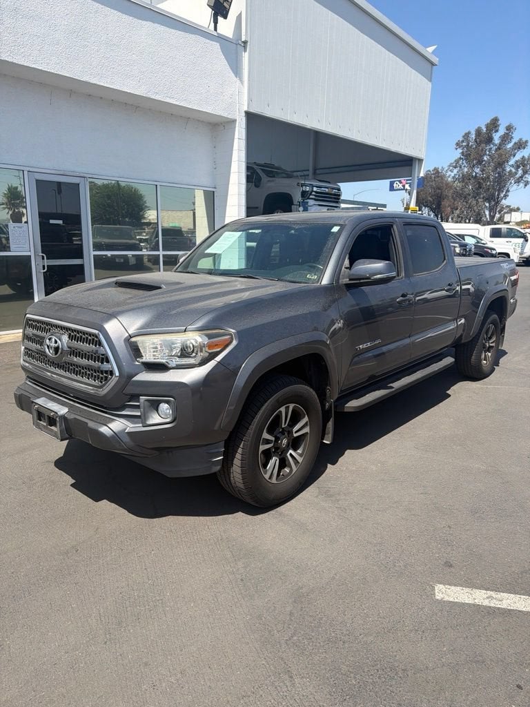 2017 Toyota Tacoma SR5