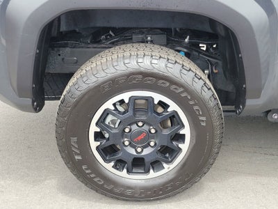 2025 Toyota Tacoma 4WD SR