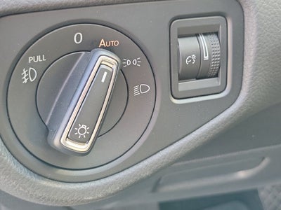 2019 Volkswagen Golf 1.4T S