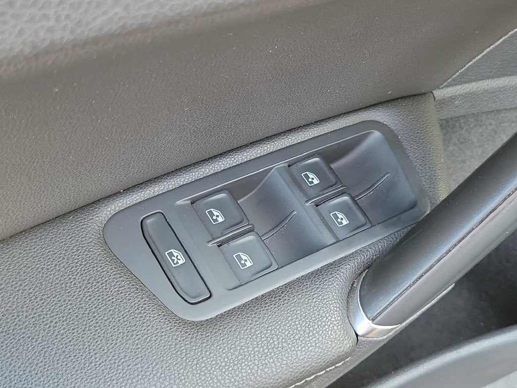 2019 Volkswagen Golf 1.4T S