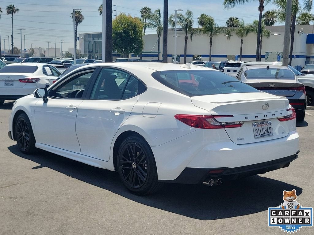 2025 Toyota Camry SE