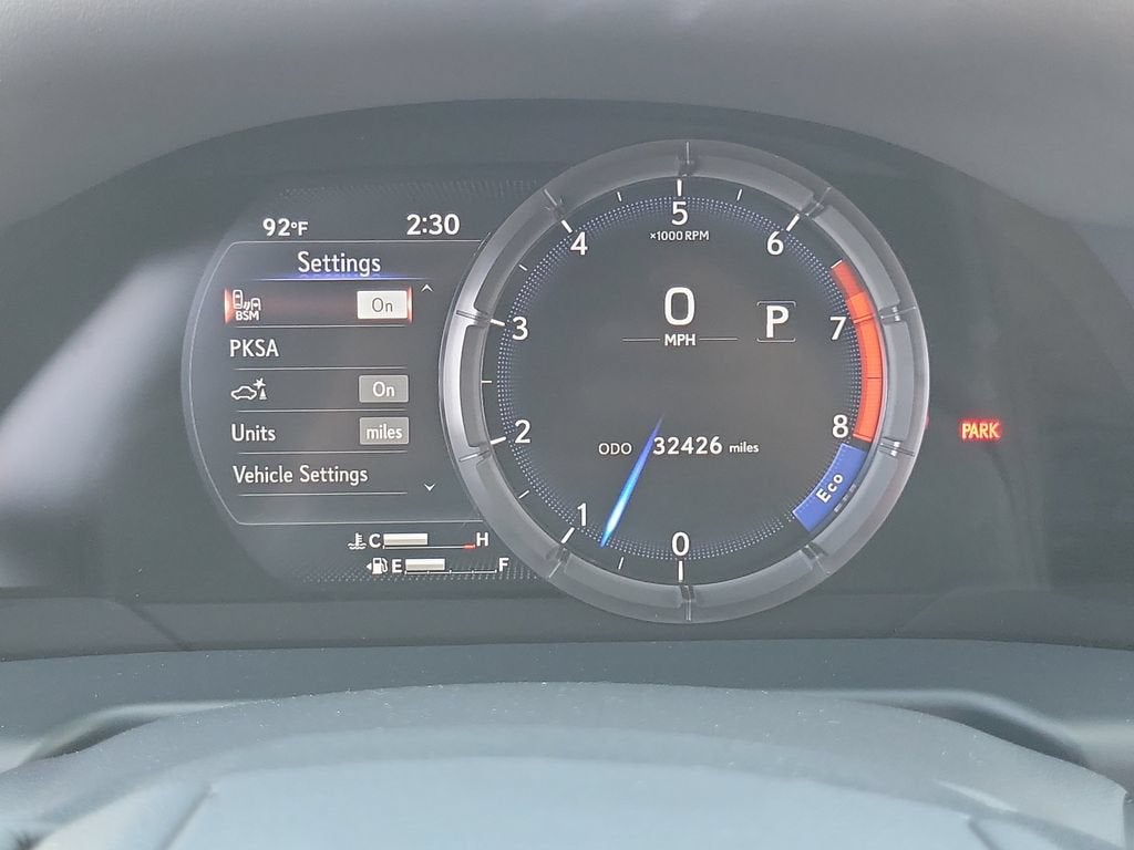 2023 Lexus ES 350 F SPORT Handling