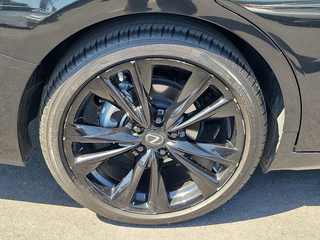 2023 Lexus ES 350 F SPORT Handling