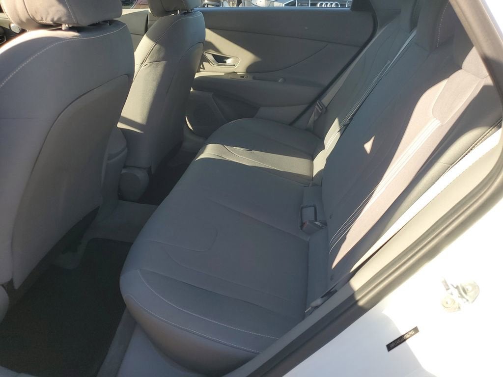 2022 Hyundai Elantra SEL