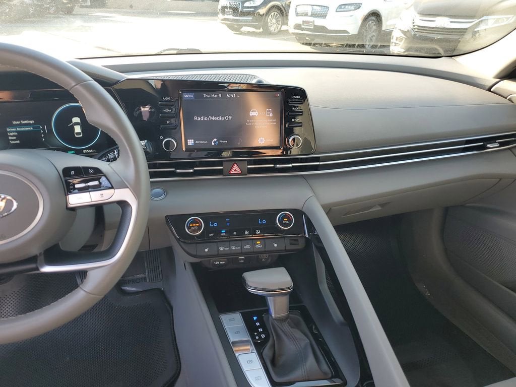 2022 Hyundai Elantra SEL