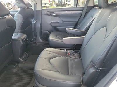 2023 Toyota Highlander Hybrid Limited