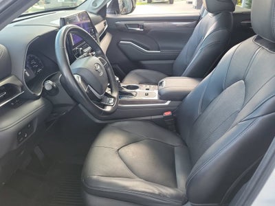 2023 Toyota Highlander Hybrid Limited