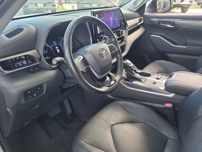 2023 Toyota Highlander Hybrid Limited