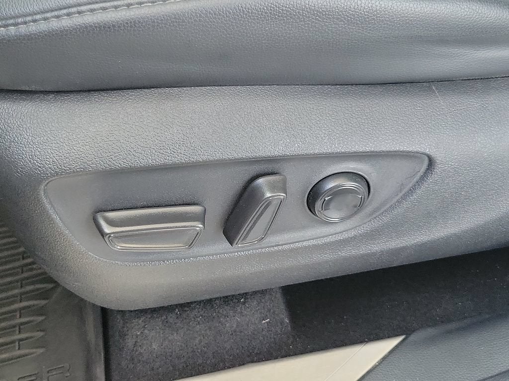 2023 Toyota Highlander Hybrid Limited