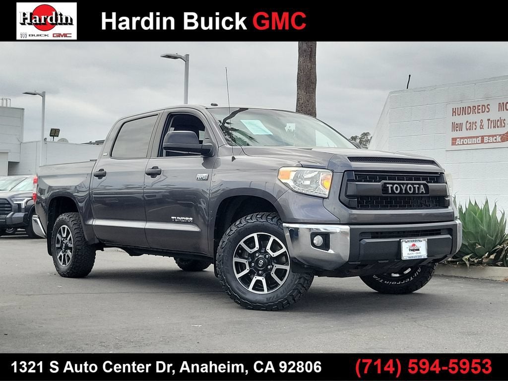 2017 Toyota Tundra SR5 5.7L V8