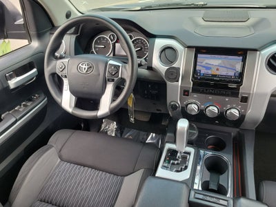 2017 Toyota Tundra SR5 5.7L V8