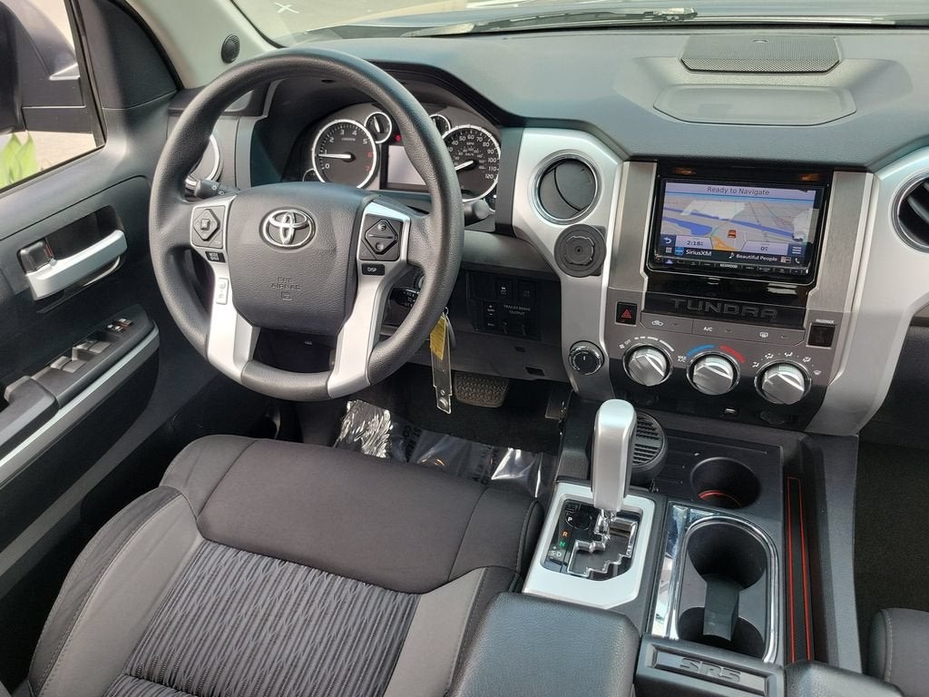 2017 Toyota Tundra SR5 5.7L V8