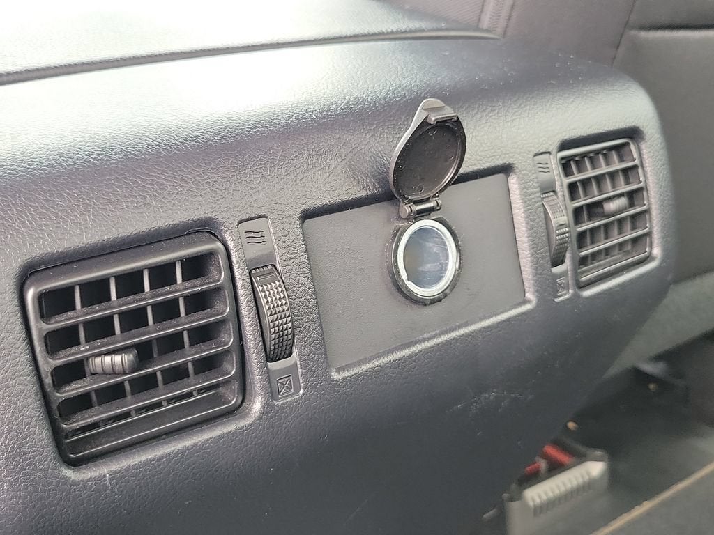 2017 Toyota Tundra SR5 5.7L V8