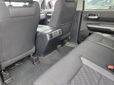 2017 Toyota Tundra SR5 5.7L V8