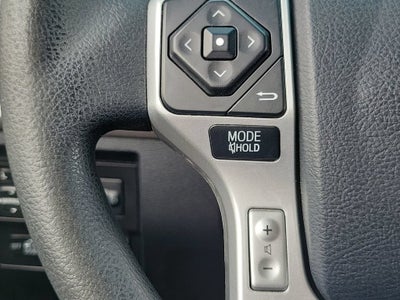 2017 Toyota Tundra SR5 5.7L V8