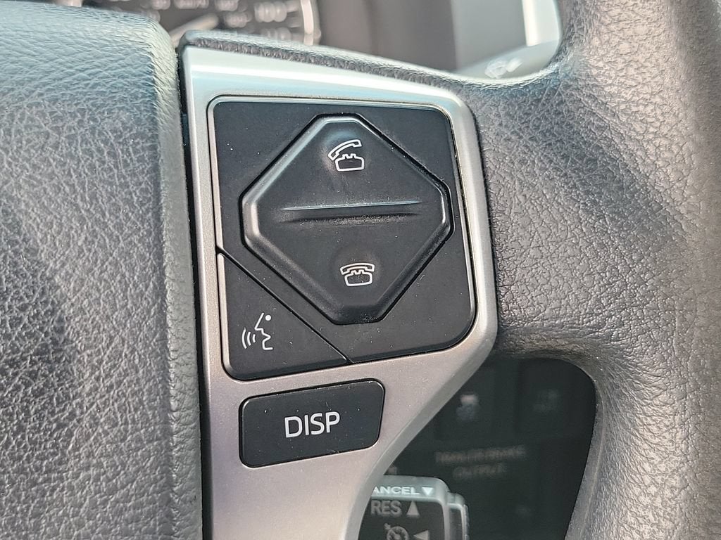 2017 Toyota Tundra SR5 5.7L V8