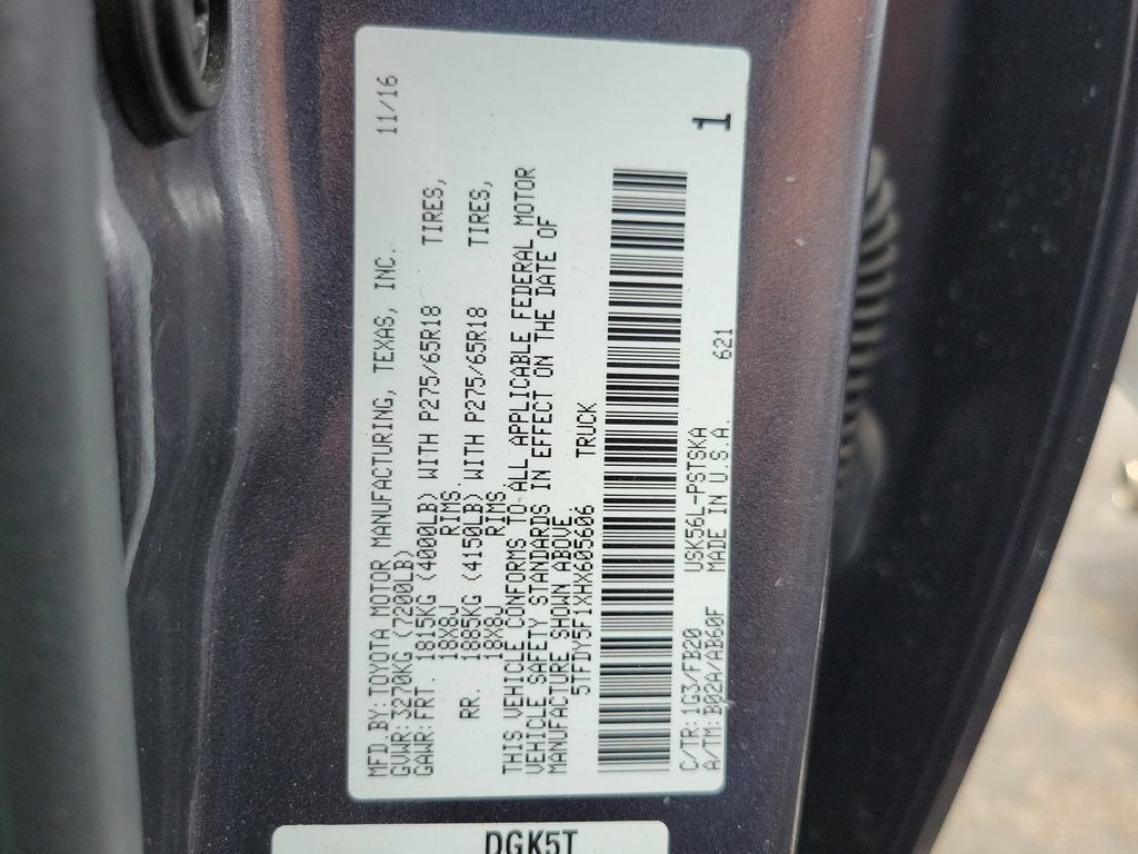2017 Toyota Tundra SR5 5.7L V8